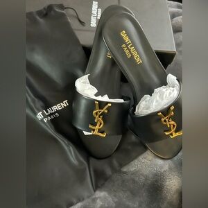 Black and gold sandals beautiful